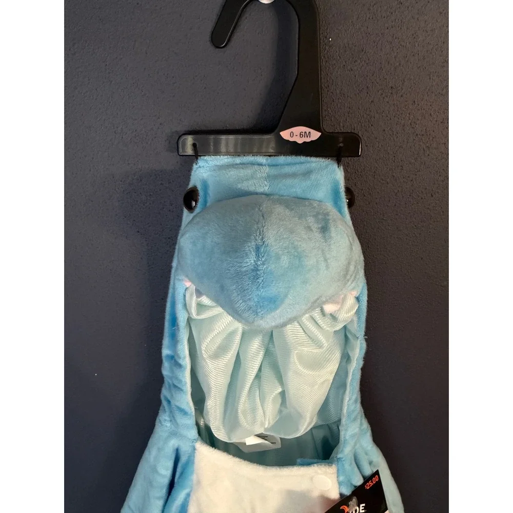 Hyde & EEK Boutique Infant Shark Costume 0-6m Blue Plush Pullover Halloween NWT